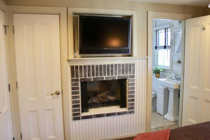 Room 16 of 125