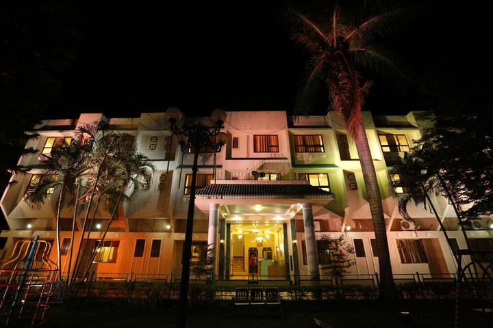 Hotel 35 of 42
