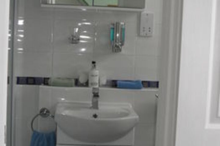 Room 6 of 24