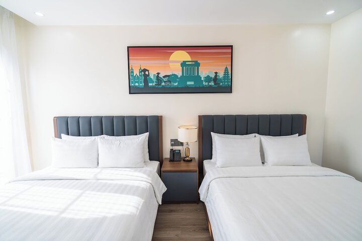 Room 12 of 50