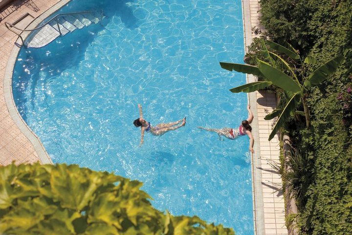 Pool Hotel
