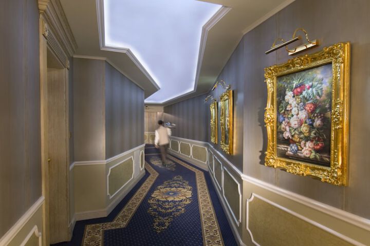 Ballroom/Hall 49 of 57