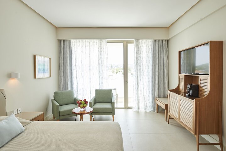 Room 10 of 44