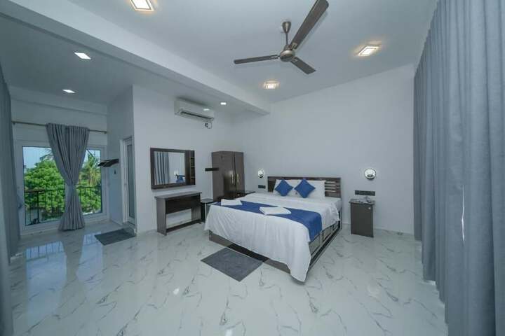 Room 3 of 21