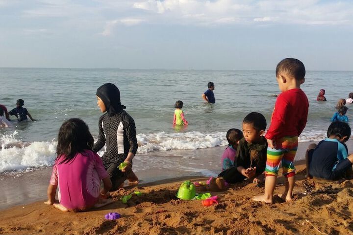 Beach 19 of 42