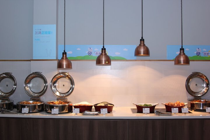 Breakfast/Coffee Service 33 of 56