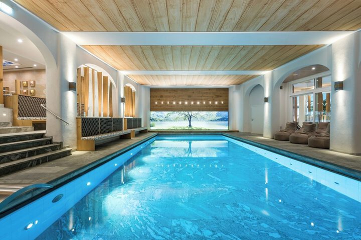 Pool 109 of 174