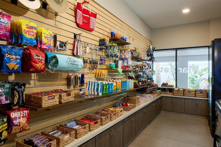 Snack bar