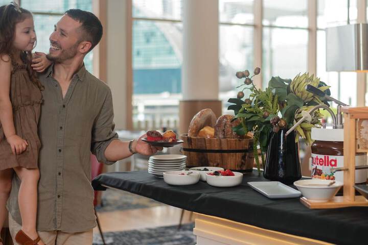 Breakfast/Coffee Service 122 of 227