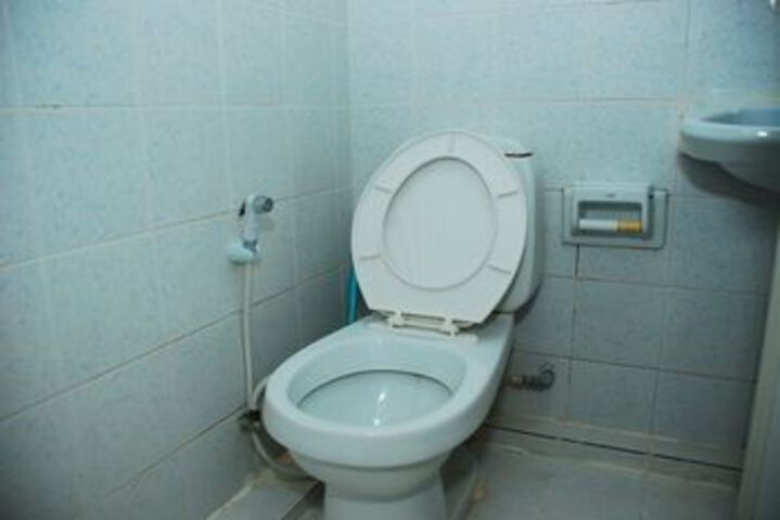 Room 3 of 28