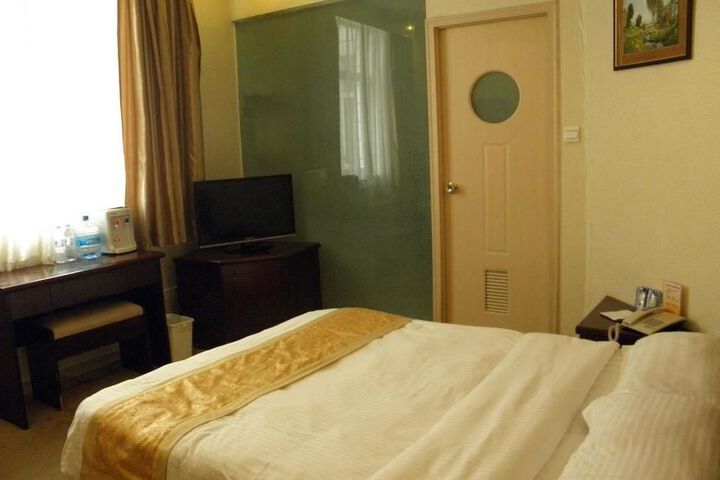 Room 20 of 22