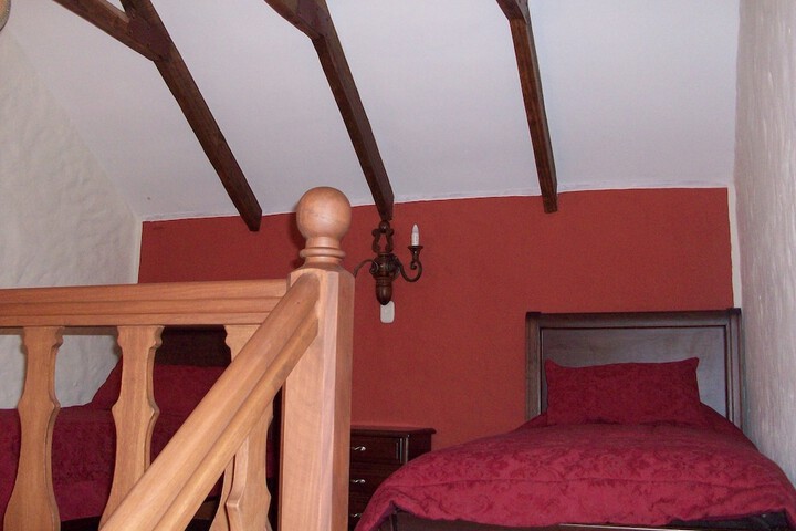 Room 34 of 82
