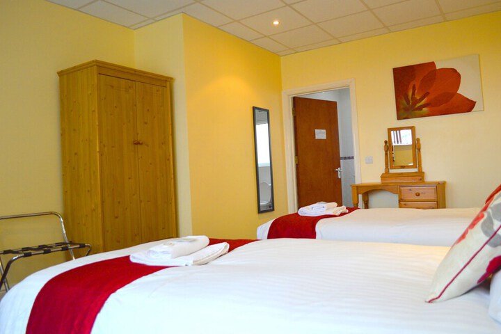 Room 5 of 47