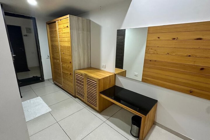 Room 11 of 46