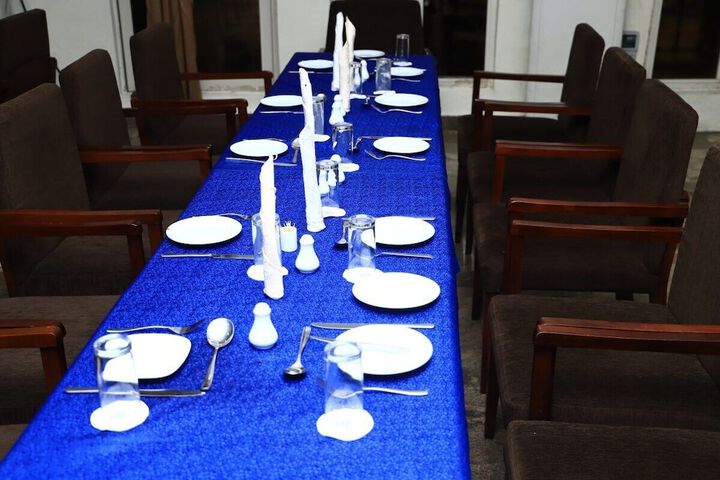 Dining 30 of 47