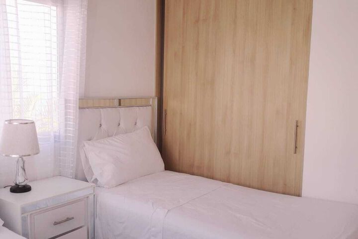 Room 80 of 86