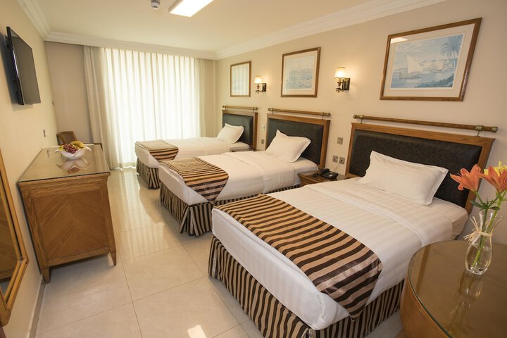 Room 9 of 36