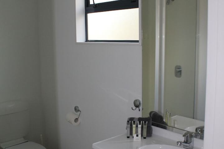 Room 33 of 45