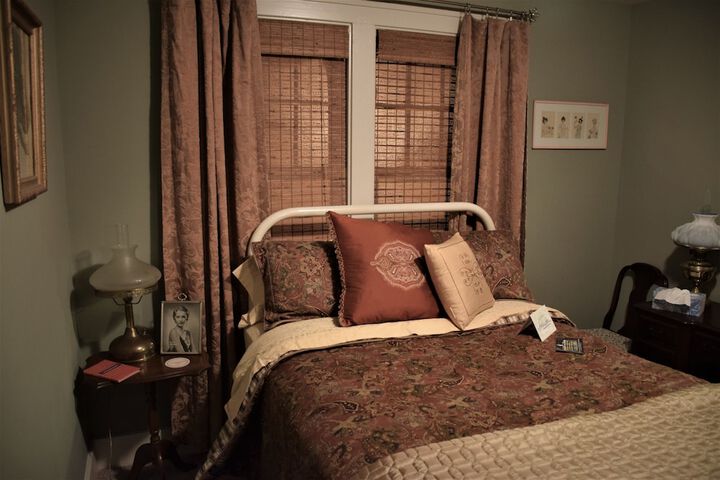 Room 3 of 29