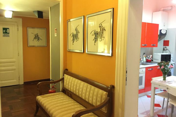 Room 16 of 27