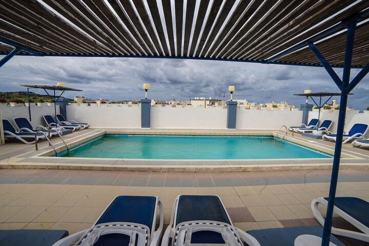 Hotel with Pool