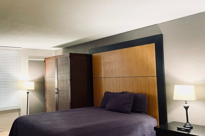 Room 20 of 29
