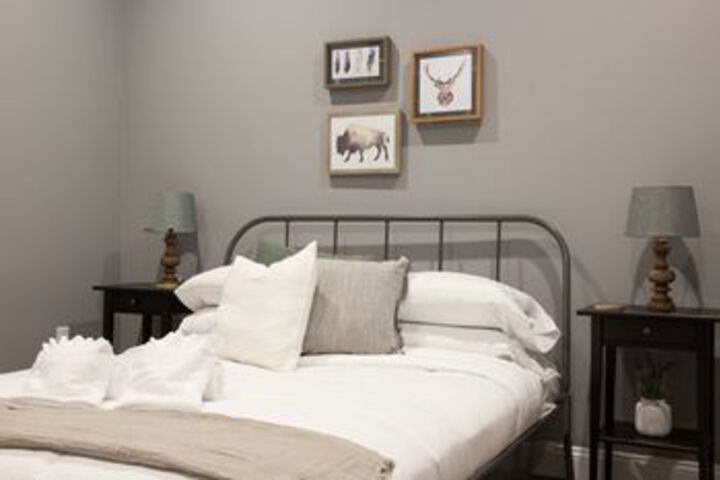 Room 10 of 22