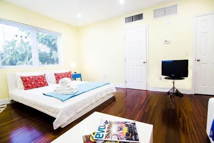 Room 3 of 15