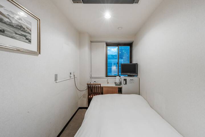 Room 67 of 139