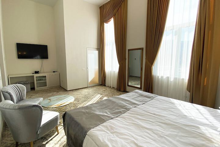 Room 5 of 36