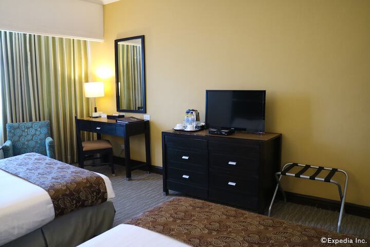 Room 45 of 79