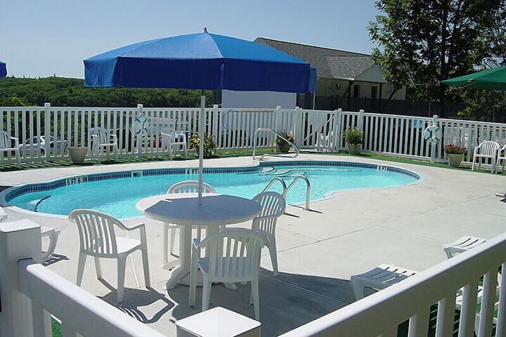 Swimming pool at Ledges by the Bay