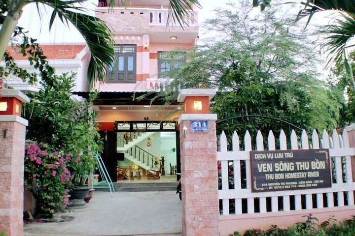Hotel 43 of 48