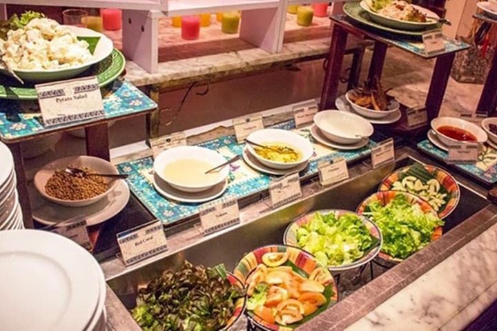 Dining Photos