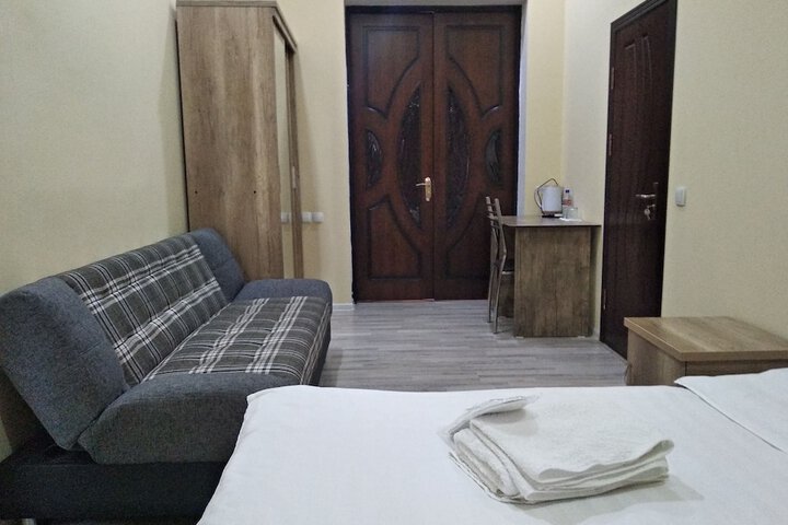 Room 5 of 47