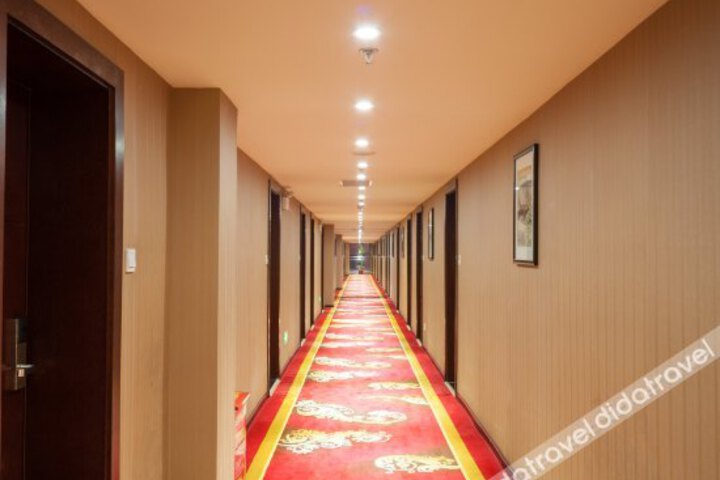General 2 of 17
