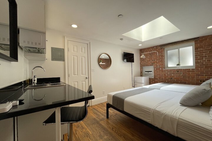Room 46 of 236