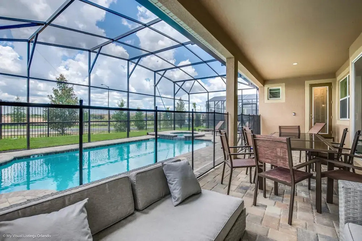 Terrace/Patio 7 of 27