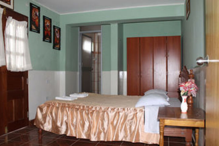 Room 12 of 12
