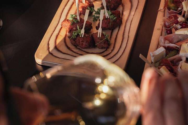 Dining 96 of 130