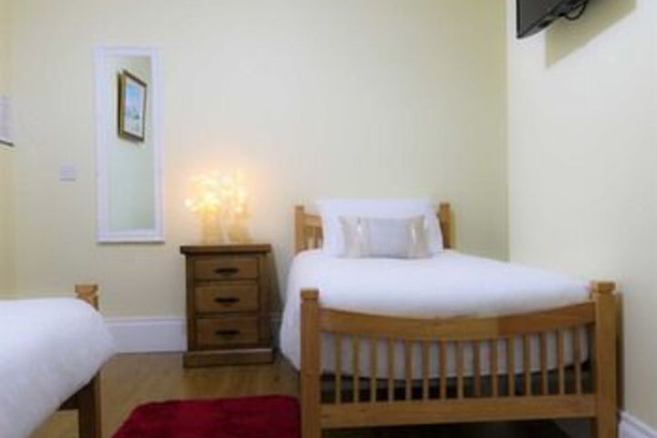 Room 40 of 87