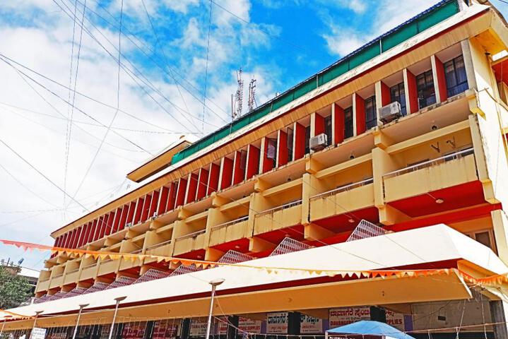 Hotel Chetana