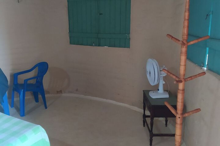Room 10 of 64