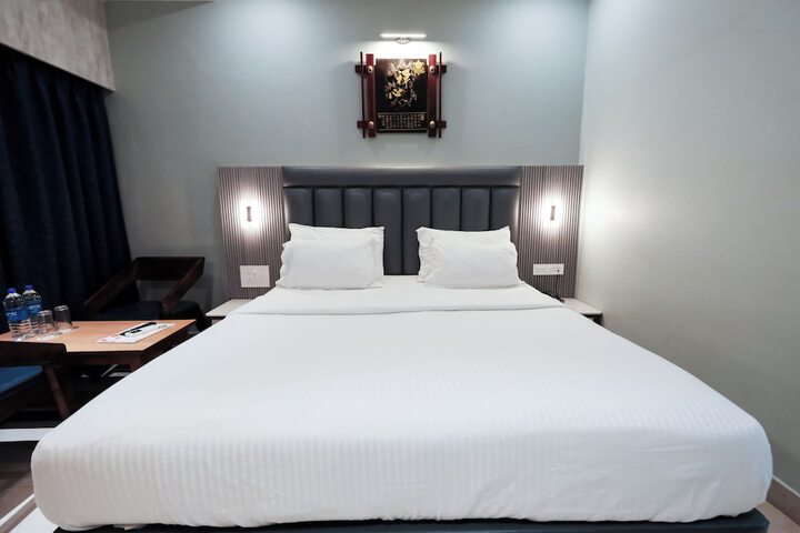 Room 37 of 53