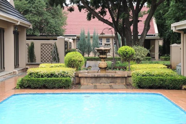 Pools & Facilities