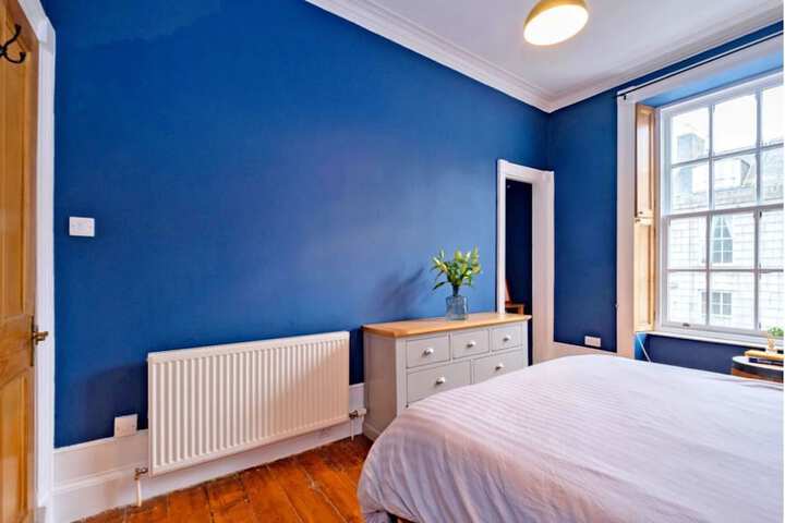 Room 2 of 30