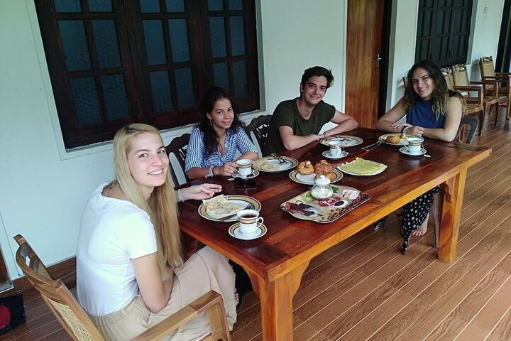 Dining 21 of 31