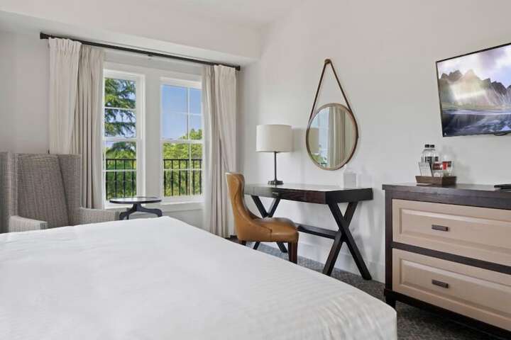 Standard | King Bed (23 of 40)