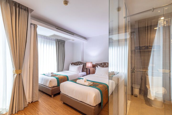 Room 25 of 72