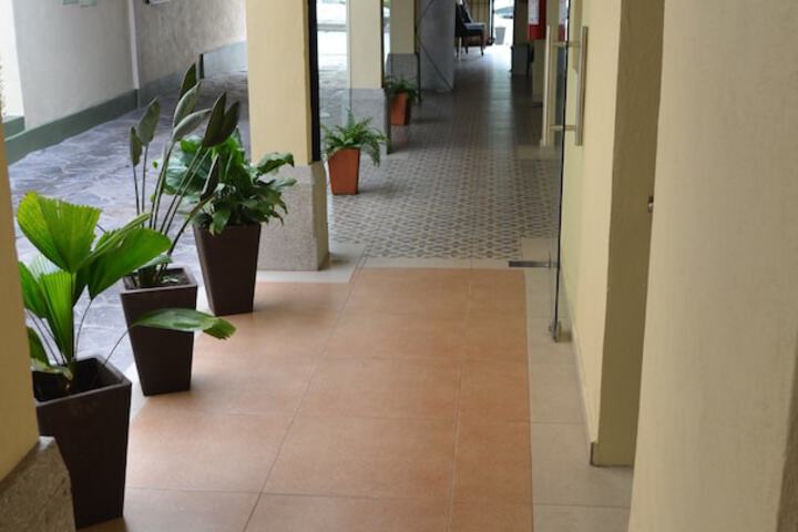 Ballroom/Hall 41 of 53